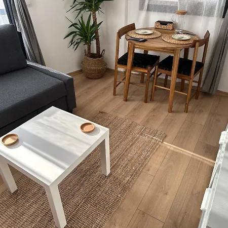 House Of Spring Apartmán